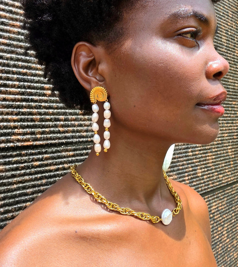 Rope Pearl Necklace