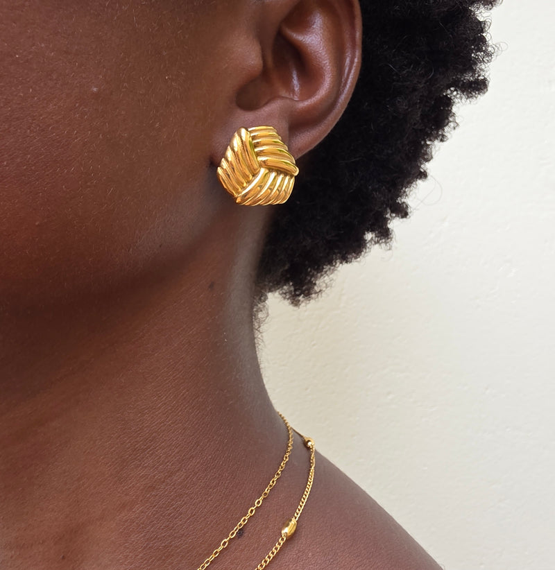 Bow Studs