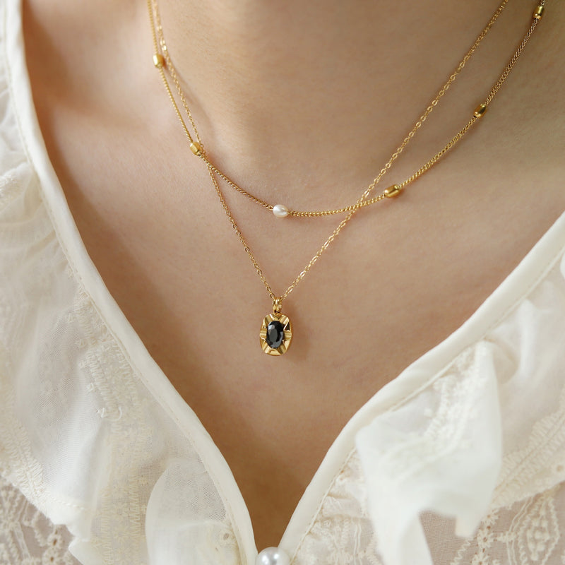 Black Oval Pendant