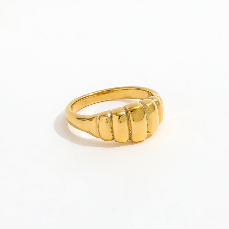 Chunky Croissant Ring