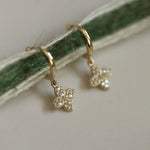 Diamond Clover Huggies