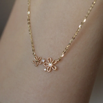 Dainty Flowers Necklace